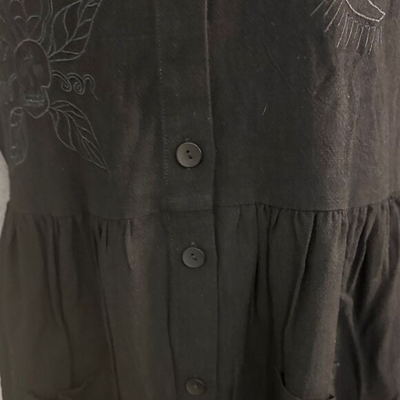 Disturbia Elegant Black Button-Down Dress - Picture 9 of 16